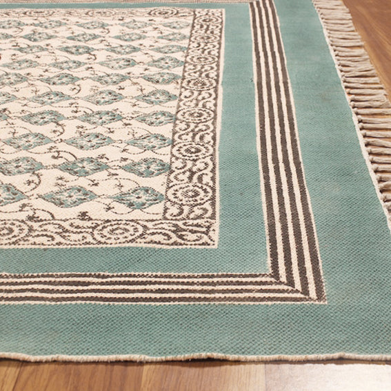 ADIKARAM Bohemian Style Rug